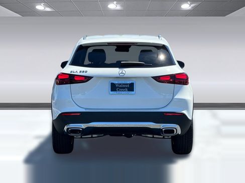 Used 2026 Mercedes-Benz GLA 250 image 9