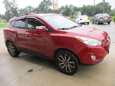 Used 2013 Hyundai Tucson GLS FWD image 17