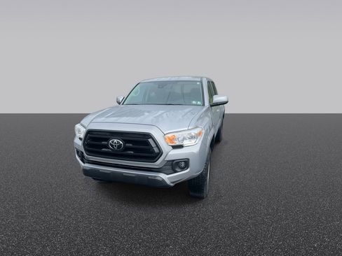 Used 2021 Toyota Tacoma SR AWD/4WD image 4