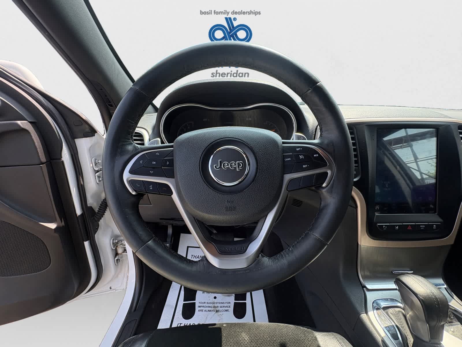 Used 2017 Jeep Grand Cherokee Altitude AWD/4WD image 16