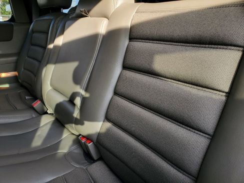 Used 2004 HUMMER H2 image 30