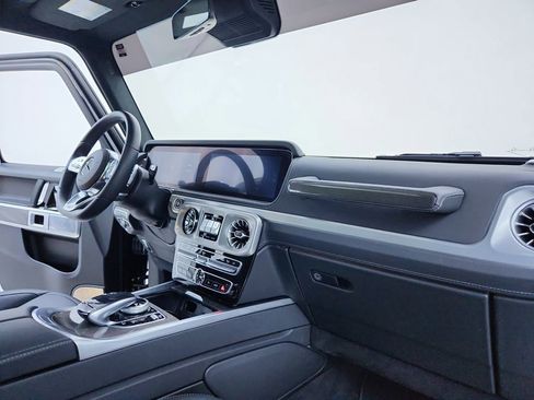 Used 2024 Mercedes-Benz G 550 image 26