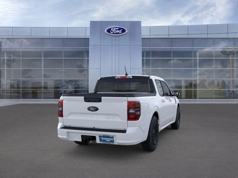 New 2025 Ford Maverick Lobo image 8