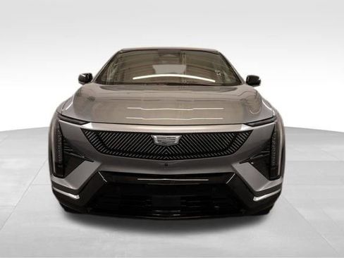 New 2026 Cadillac Optiq Luxury 1 image 6