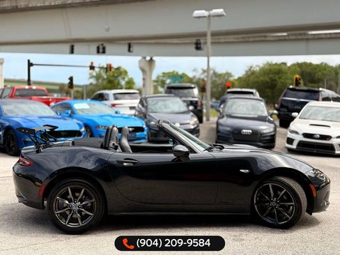 Used 2017 MAZDA MX-5 Miata Grand Touring image 8
