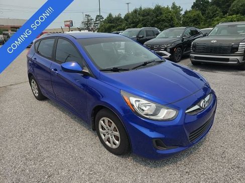 Used 2014 Hyundai Accent GS FWD image 1