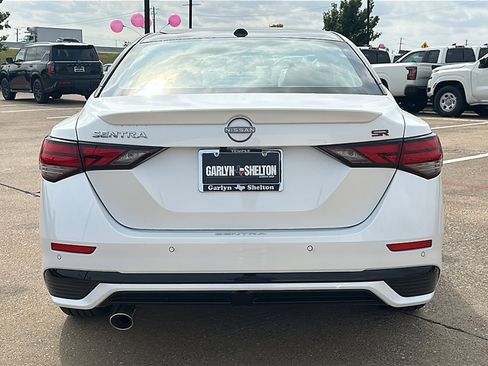 New 2025 Nissan Sentra SR image 7