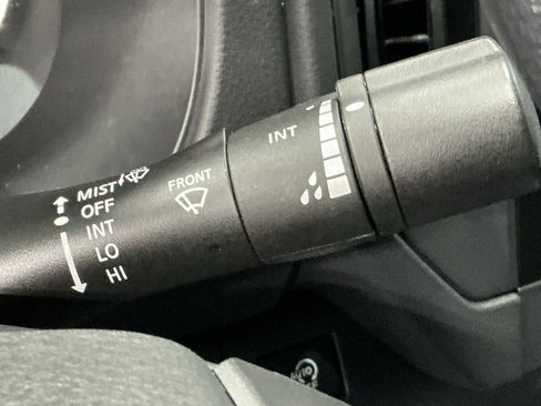 Used 2025 Nissan Frontier S w/ S Utility Package image 13