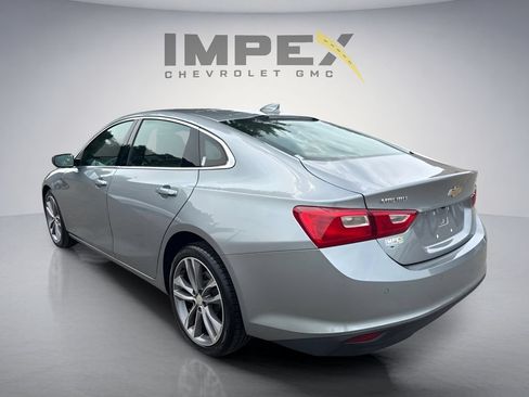 Used 2025 Chevrolet Malibu LT FWD image 3