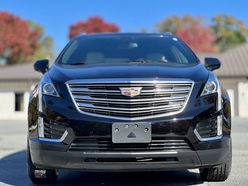 Used 2017 Cadillac XT5 Luxury w/ Driver Awareness Package image 2