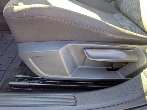 Used 2021 Volkswagen Jetta S image 15