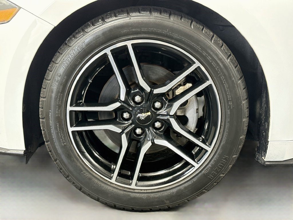 Used 2018 Ford Mustang Premium RWD image 35