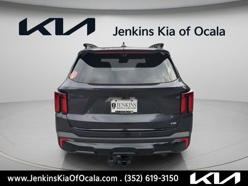 Used 2026 Kia Sorento SX Prestige w/ Olive Brown Leather Package image 4