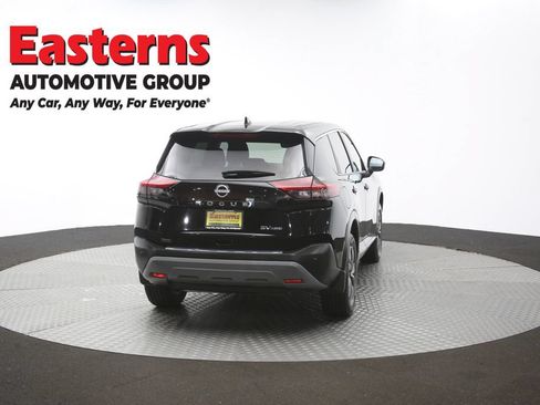 Used 2023 Nissan Rogue SV AWD/4WD image 39