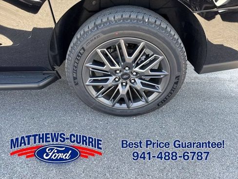 New 2026 Ford Expedition Max Platinum w/ Stealth Appearance Package AWD/4WD image 17