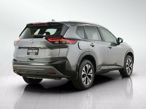Used 2023 Nissan Rogue SV w/ SV Premium B Package AWD/4WD image 5