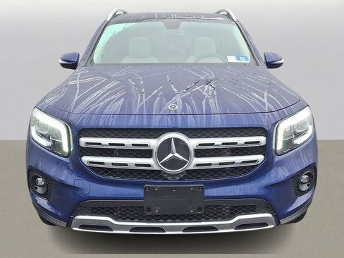 Used 2020 Mercedes-Benz GLB 250 4MATIC image 2