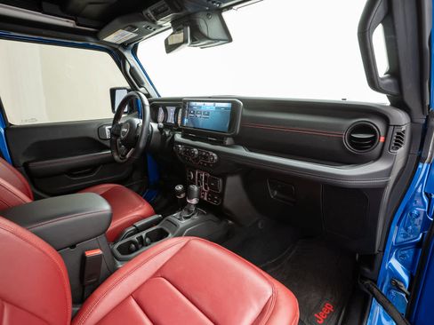 Used 2024 Jeep Wrangler Rubicon 392 image 15
