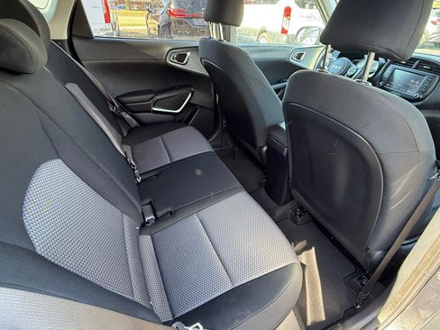 Used 2024 Kia Soul LX w/ Option Group 015 image 20