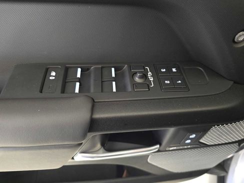 Used 2024 Land Rover Defender 130 Outbound image 24