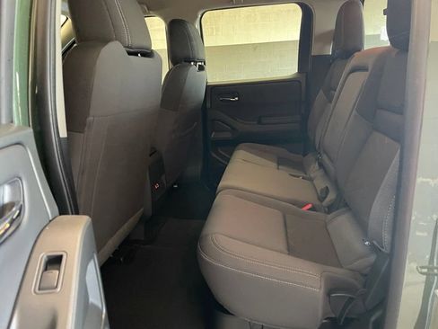 Certified 2026 Nissan Frontier SV w/ Tow Package AWD/4WD image 16