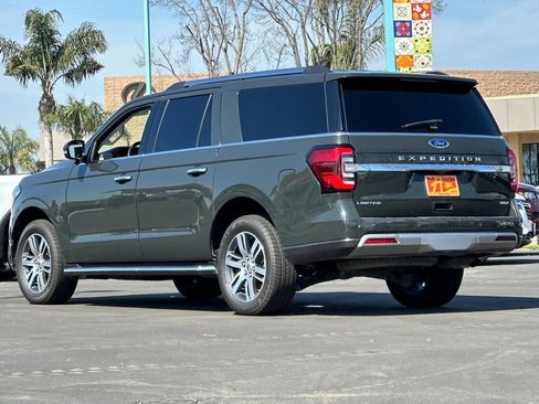 Used 2022 Ford Expedition Max Limited AWD/4WD image 5