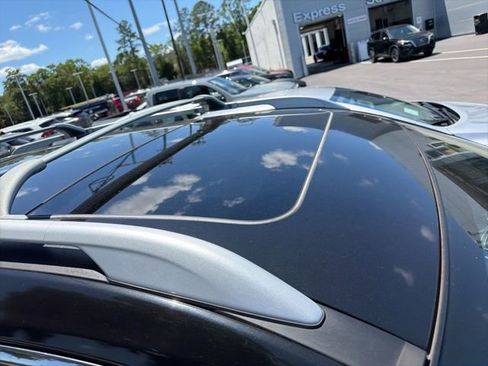 Used 2018 Nissan Rogue SL w/ Premium Package FWD image 11