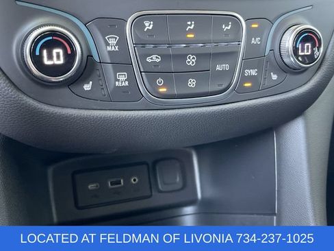 Certified 2024 Chevrolet Equinox LT w/ LPO, Floor Liner Package FWD image 17