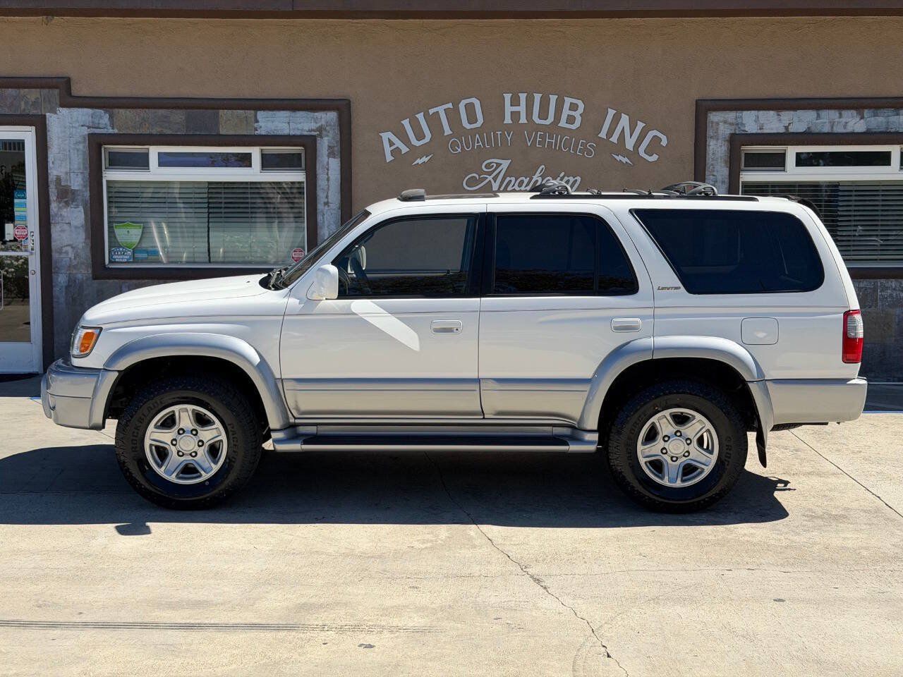 Used 1999 Toyota 4Runner Limited w/ Upgrade Value Pkg 5 RWD image 6