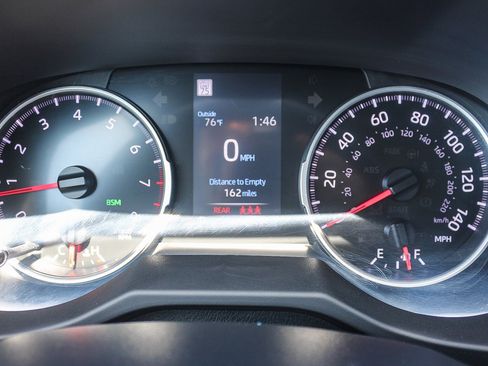 Used 2022 Toyota RAV4 XLE w/ Convenience Package image 24