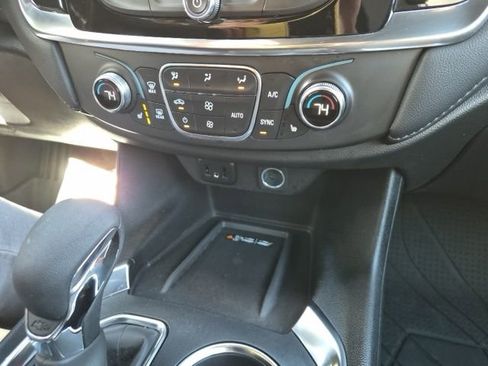 Used 2024 Chevrolet Traverse LT w/ LPO, Floor Liner Package image 25