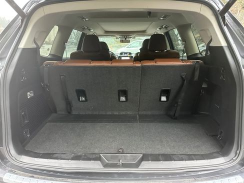 Used 2020 Subaru Ascent Touring w/ Popular Package #2 image 28