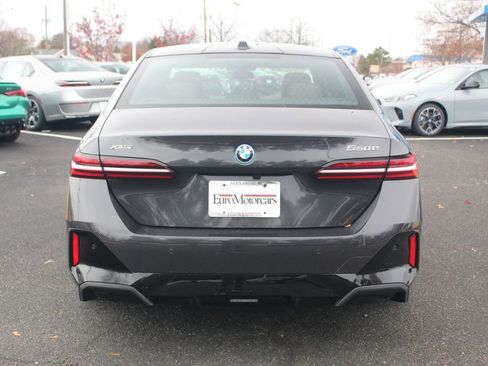 Used 2026 BMW 550e xDrive w/ Executive Package AWD/4WD image 7