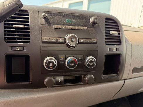 Used 2013 Chevrolet Silverado 3500 W/T RWD image 17