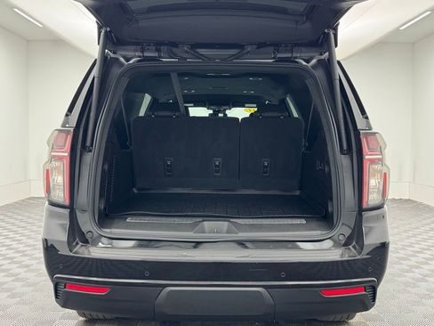 Used 2023 Chevrolet Suburban RST w/ Luxury Package AWD/4WD image 10