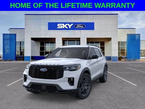 New 2026 Ford Explorer ST-Line w/ ST-Line Street Pack image 2