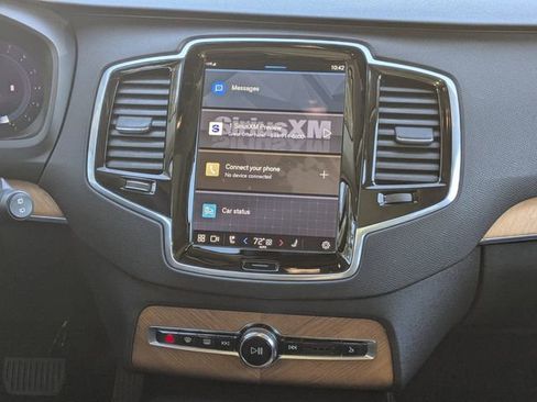 Certified 2023 Volvo XC90 B5 Plus image 24