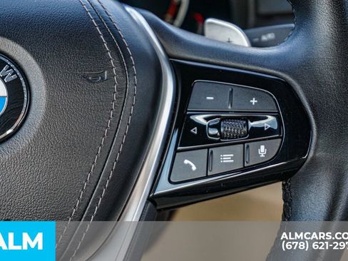 Used 2022 BMW 530i w/ Convenience Package image 30