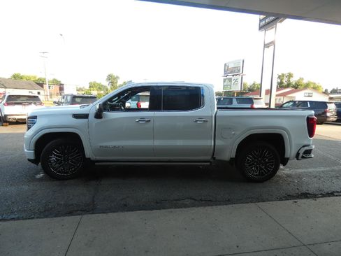 Certified 2022 GMC Sierra 1500 Denali Ultimate AWD/4WD image 10