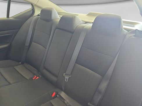 Used 2024 Nissan Altima 2.5 SV FWD image 16