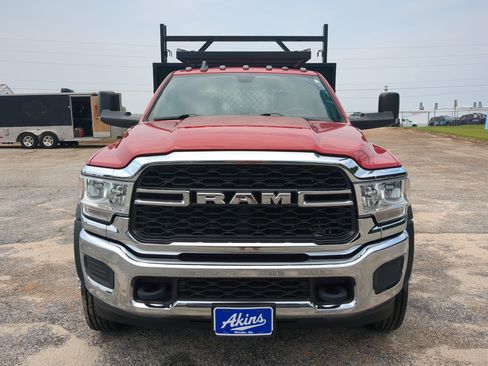 Used 2022 RAM 5500 Tradesman w/ Chrome Appearance Group RWD image 7