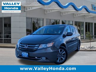 Used 2016 Honda Odyssey Touring video 1