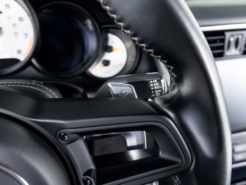 Used 2018 Porsche 911 GT2 RS image 20