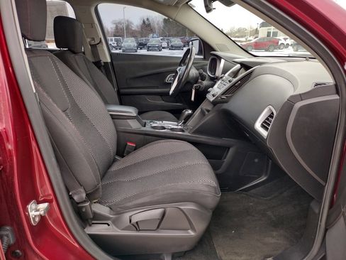 Used 2017 Chevrolet Equinox LT image 19