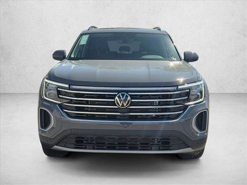 New 2026 Volkswagen Atlas SE image 6