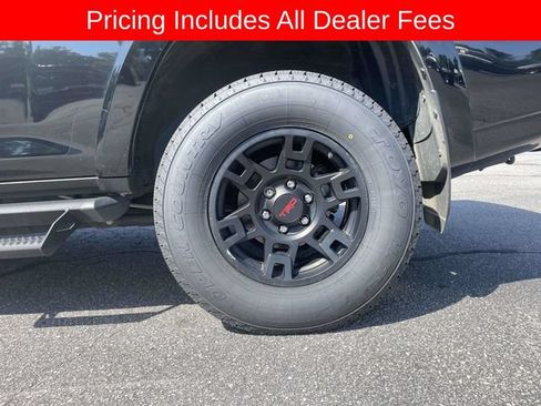 Used 2023 Toyota 4Runner TRD Off-Road Premium w/ Moonroof Package AWD/4WD image 9