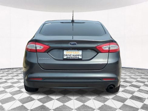 Used 2015 Ford Fusion SE image 8