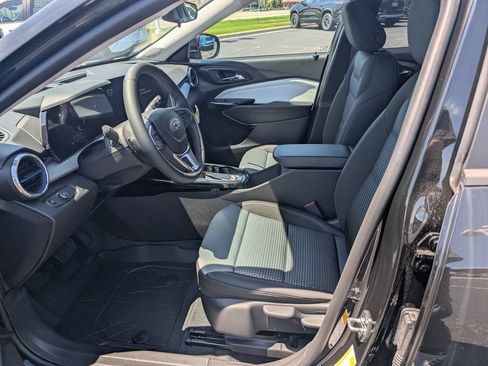 New 2026 Chevrolet Trax LT w/ Driver Confidence Package FWD image 15