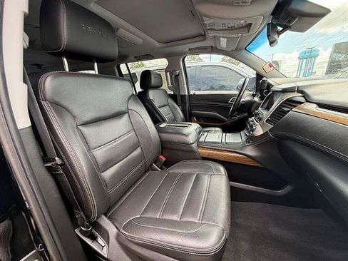 Used 2020 GMC Yukon XL Denali w/ Enhanced Security Package RWD image 7