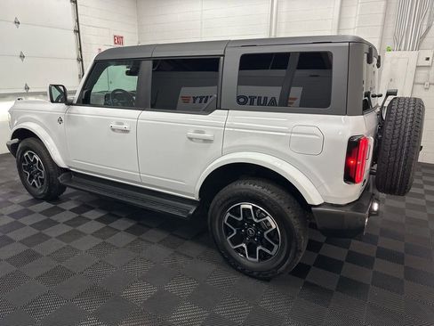 Used 2025 Ford Bronco Outer Banks AWD/4WD image 7